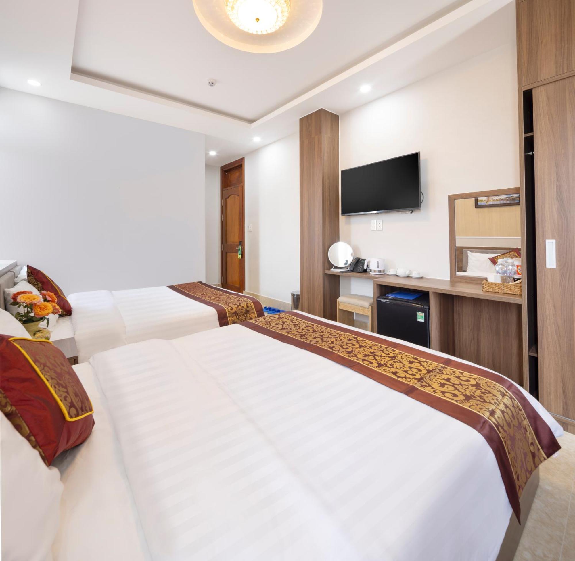 Romance Hotel Dalat Exterior photo