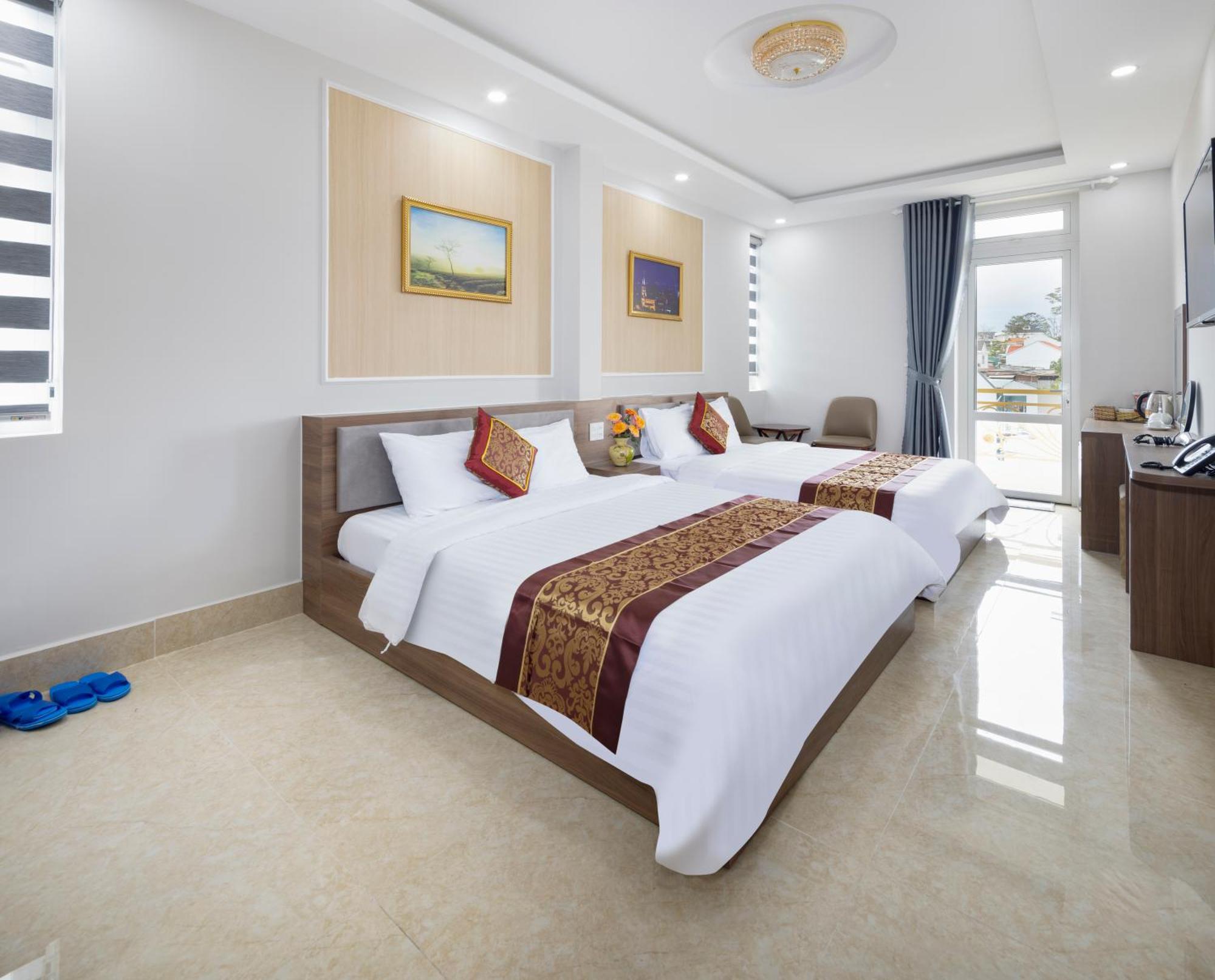 Romance Hotel Dalat Exterior photo